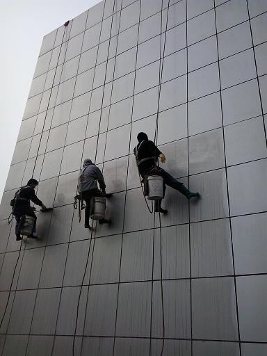 上海铝合金外墙清洗